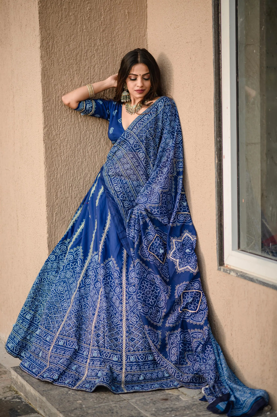 Lehnga Choli & Dupatta Set Unstitch Blouse Vaishali Silk Stretchable Ankle-Length Wedding Wear Party Style Reversible Design