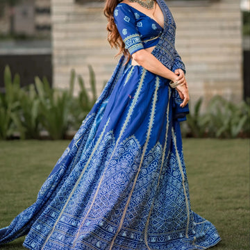 Lehnga Choli & Dupatta Set Unstitch Blouse Vaishali Silk Stretchable Ankle-Length Wedding Wear Party Style Reversible Design