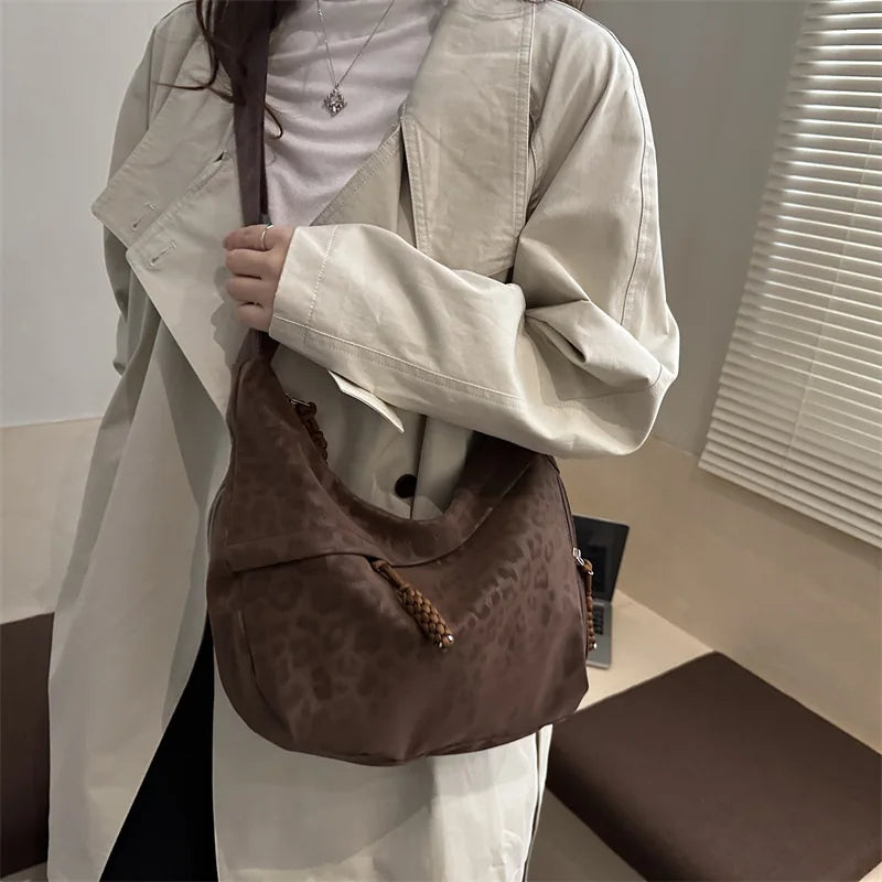 Leopard Print Crossbody Bag Women Fashion Large Capacity Hobo Shoulder Bag Casual Multi Pocket Commuter Tote Bag